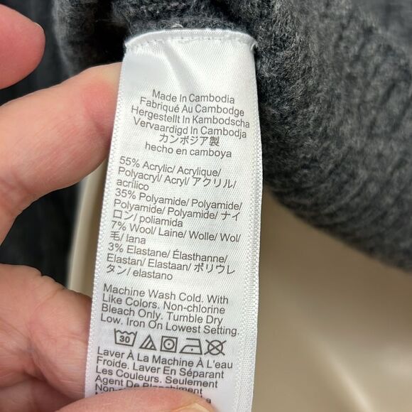 J. crew Factory cc962 Gray Cable-knit cardigan extra-soft NWOT/repaired size xxs - Picture 10 of 13